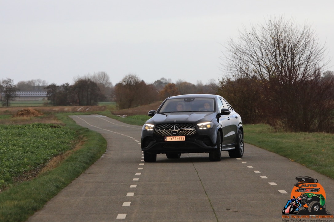 LE MERCEDES GLE 400 e 4MATIC COUPE AMG Line, un SUV HYBRIDE !