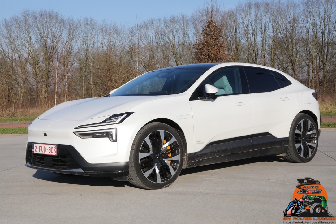 POLESTAR 4 LONG RANGE DUAL MOTOR